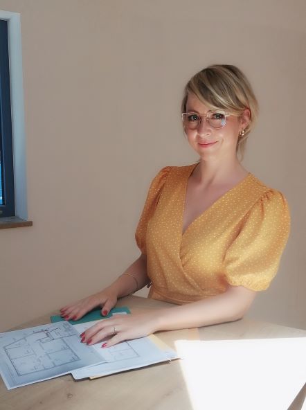 Frau Bettina Stegmüller
